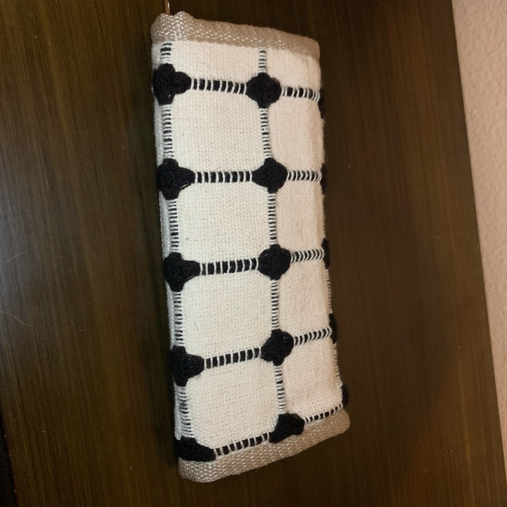 2/$25 wallet - Picture 6 of 6